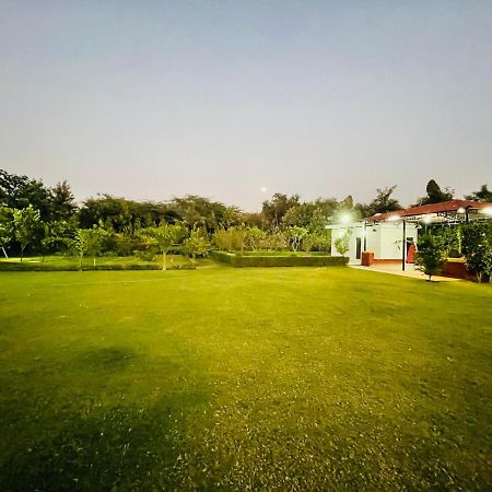 Anantam Aravali Villa Gurgaon Luaran gambar