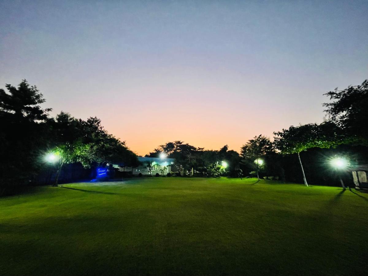 Anantam Aravali Villa Gurgaon Luaran gambar